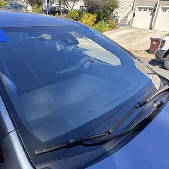 Reys Auto Glass - Windshield repair - Windshield Installation & Repair Near Me Reys Auto Glass - Windshield repair - Windshield Installation & Repair Near Me