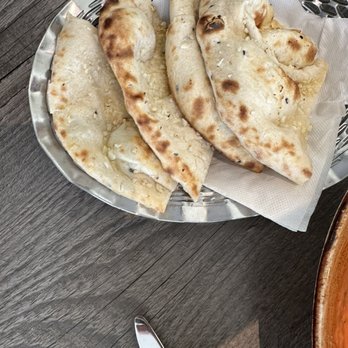 Nokshi - Garlic naan - Indian Near Me - Moycullen, G