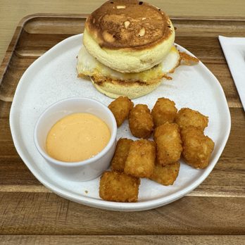 Fluffy Fluffy - Desserts Near Me - New York, New York