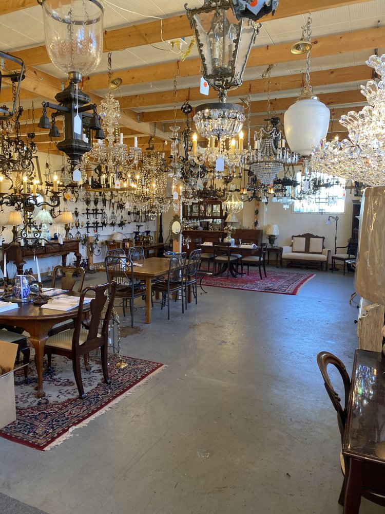 DILWORTH LIGHTING Updated September 2024 135 Photos 105 E Union