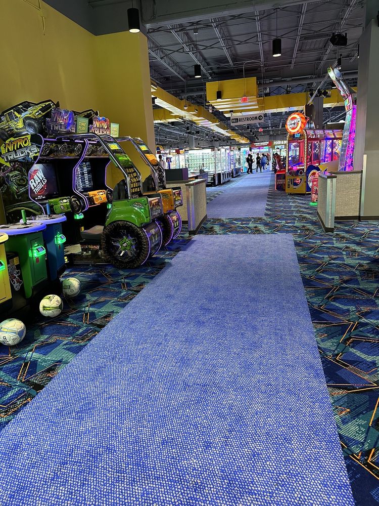 ROUND 1 28 Photos & 18 Reviews 7400 San Pedro Ave, San Antonio