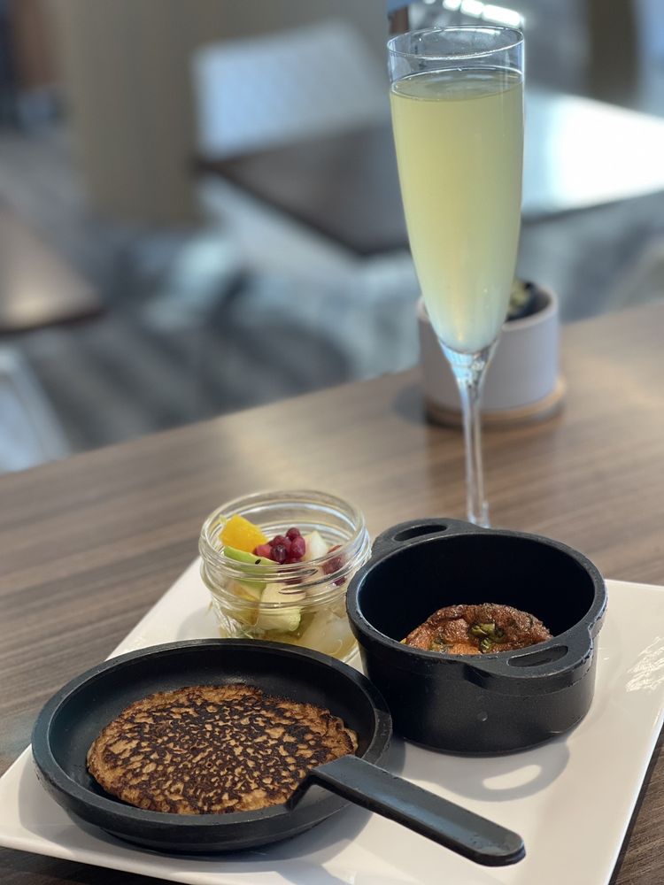 ESCAPE LOUNGES THE CENTURION STUDIO PARTNER BDL 122 Photos & 138