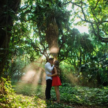 Angela Nelson Photography - Session Photography Near Me - Makawao, Hawaii