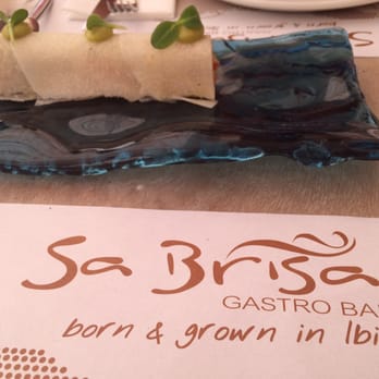 Sa Brisa - Crab wrapped in rice paper - Gastropubs Near Me - Ibiza, PM Sa Brisa - Crab wrapped in rice paper - Gastropubs Near Me - Ibiza, PM
