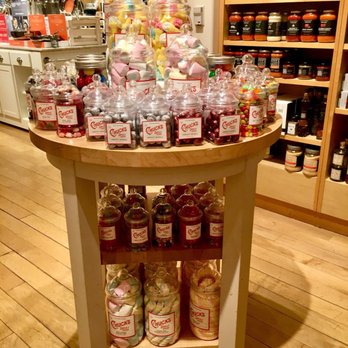 Williams Sonoma - Cute candy display - Kitchen & Bath Near Me - Salt Lake City, Utah Williams Sonoma - Cute candy display - Kitchen & Bath Near Me - Salt Lake City, Utah