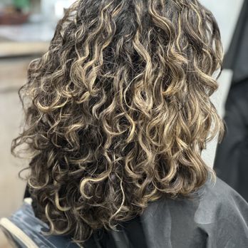 Karina Padilla’s Beauty Studio - Curly cut - Makeup Artists Near Me - Livermore, California Karina Padilla’s Beauty Studio - Curly cut - Makeup Artists Near Me - Livermore, California