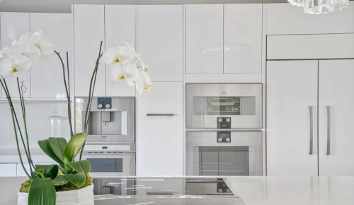 Slide of LG Builders