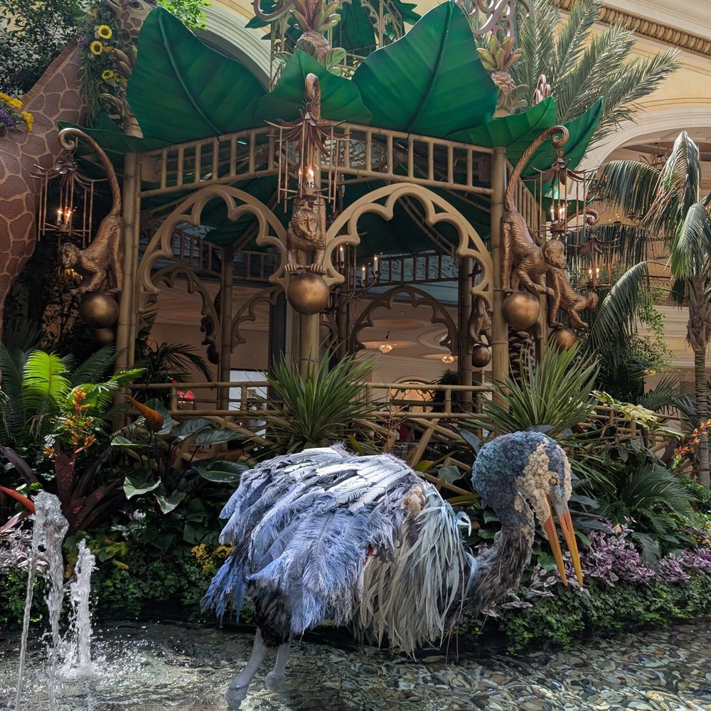 Bellagio - Can enjoy a cocktail in the garden for a lot of $$$$ - Hotels Near Me - Las Vegas, Nevada