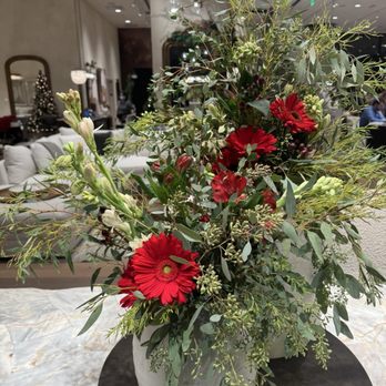 Arhaus - Furniture Stores Near Me - Los Gatos, California