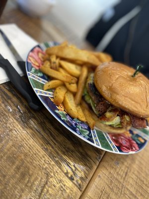 Lola’s Kitchen by null