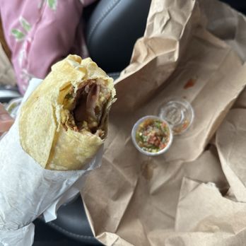 Corner Cottage - Ham Breakfast Burrito - American Near Me - Burbank, California
