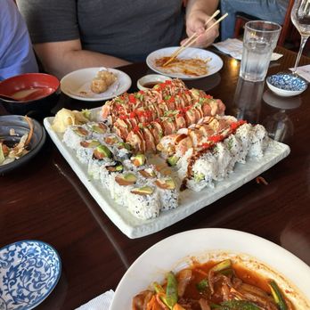 Dami Sushi - Philly Roll, Cinderella (soy paper), Kamikazi, Spider - Japanese Near Me - Pompton Lakes, New Jersey
