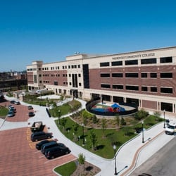 Waubonsee Community College Aurora Campus - The 132,000-square-foot Aurora Campus houses 52 classrooms in a state-of-the-art learning environment.