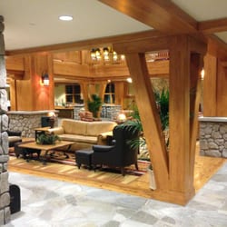 Heavenly Village Condos - Marriott lobby in front of the Concierge