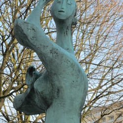 Statue von Hans Martin Ruwoldt