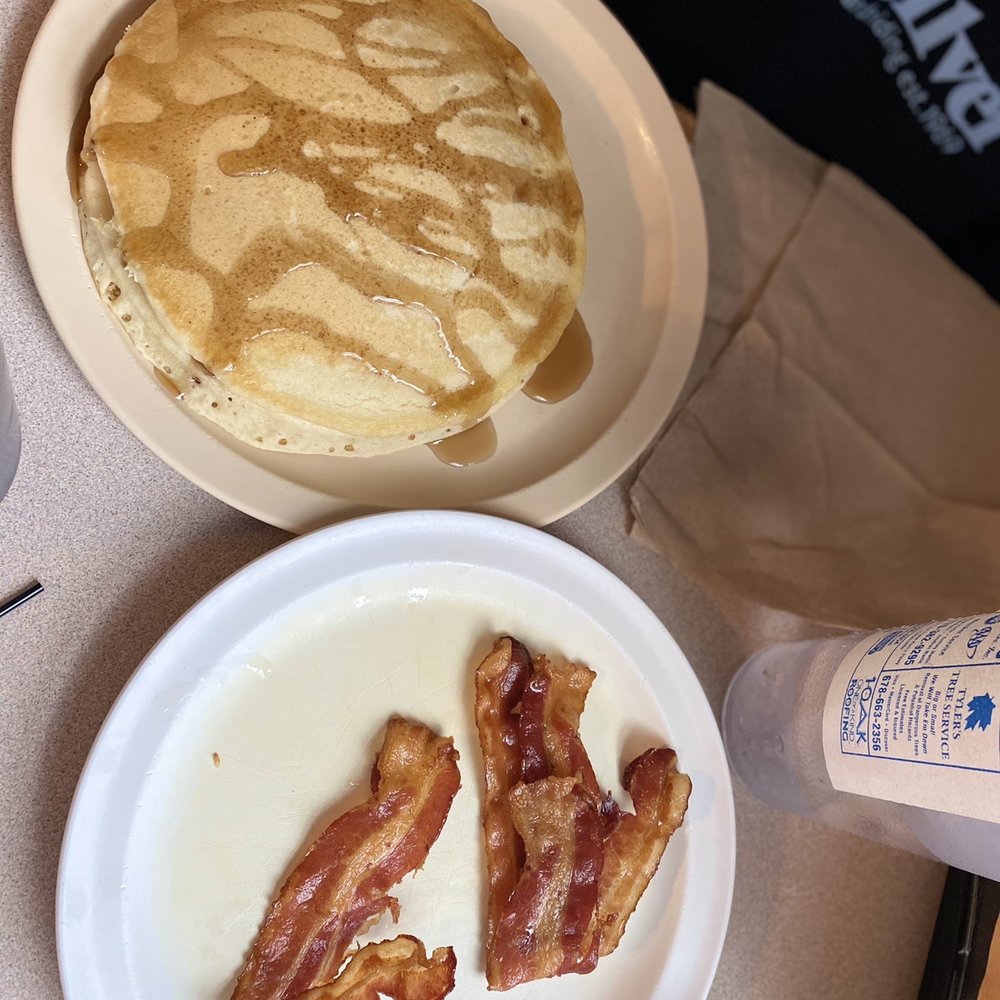 Doug's Place - Pancakes and bacon - Southern Near Me - Emerson, Georgia
