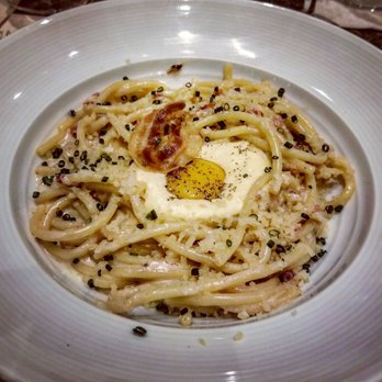 The Lobby - Carbonara Bucatini // tarragon cream, shallot, fennel, bacon, egg yolk, carbonara crema, pancetta crisp - American Near Me - Chicago, Illinois The Lobby - Carbonara Bucatini // tarragon cream, shallot, fennel, bacon, egg yolk, carbonara crema, pancetta crisp - American Near Me - Chicago, Illinois