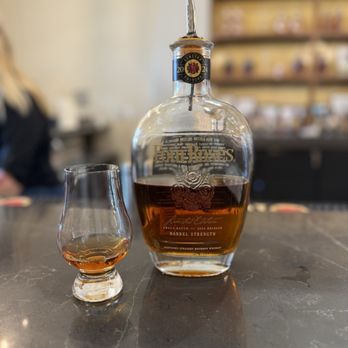 Four Roses Distillery - Four Roses 2024 Limited Pour - Distilleries Near Me - Lawrenceburg, Kentucky Four Roses Distillery - Four Roses 2024 Limited Pour - Distilleries Near Me - Lawrenceburg, Kentucky