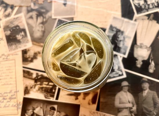 Comma Coffee by null