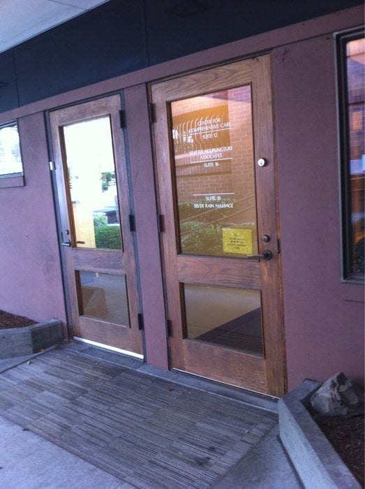 SEATTLE ACUPUNCTURE ASSOCIATES Updated September 2024 509 Olive Way