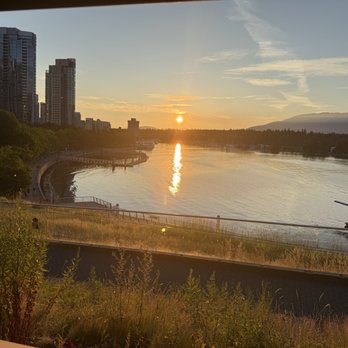 Cactus Club Cafe - View - Canadian (New) Near Me - Vancouver, British Columbia