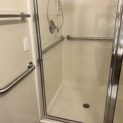 AZ MediQuip - Mesa - Installed grab bars.