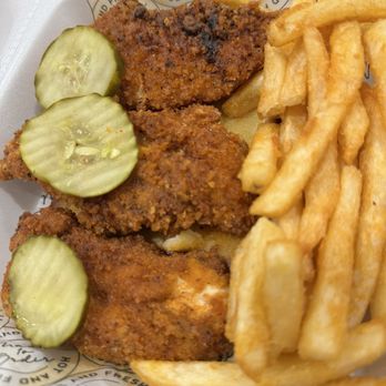 Sal's Nashville Hot Chicken - Halal Near Me - Plano, Texas