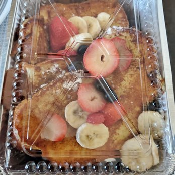 Effy's Cafe - Challah French toast - Cafes Near Me - New York, New York