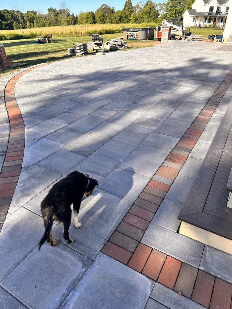 SWIMM LANDSCAPING Updated August 2024 10 Photos 4269 James S, East Syracuse, New York