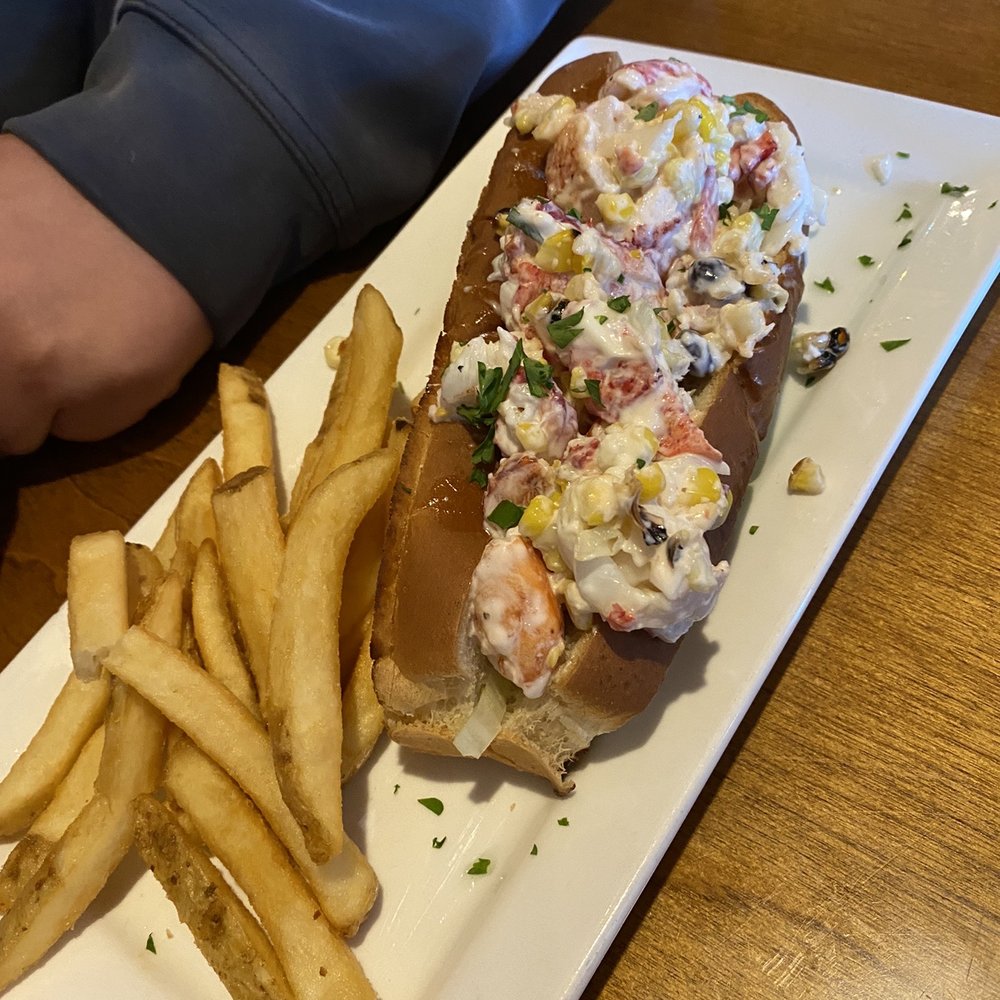 Geddy's - Lobster Roll, 'The King of Rolls' - Seafood Near Me - Bar Harbor, Maine Geddy's - Lobster Roll, 'The King of Rolls' - Seafood Near Me - Bar Harbor, Maine