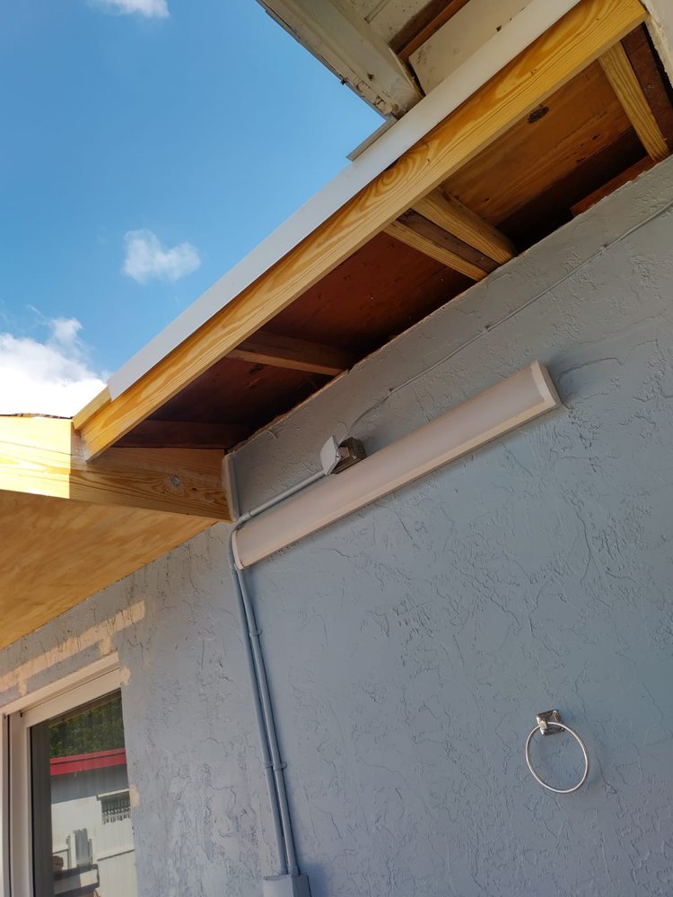 Slide of Palm Roofing