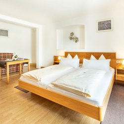 Hotel Landgasthof zum Pflug - Gästezimmer