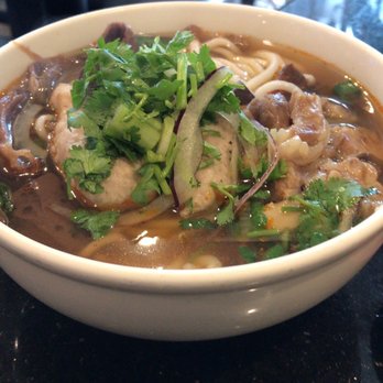 Ngự Bình Restaurant - Bun Bo Hue comes out steaming - Vietnamese Near Me - Westminster, California Ngự Bình Restaurant - Bun Bo Hue comes out steaming - Vietnamese Near Me - Westminster, California