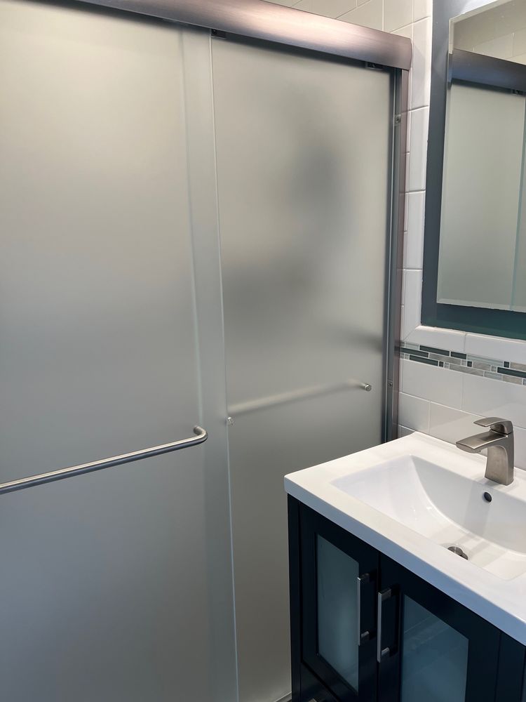 THE SHOWER DOOR Updated September 2024 11 Photos & 29 Reviews 691 East Jericho Tpke