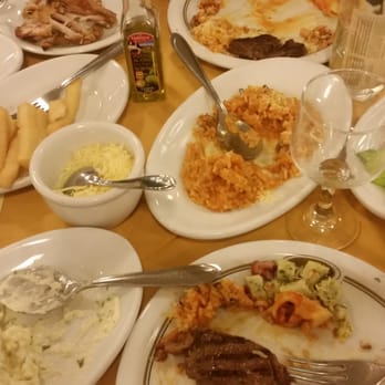 Restaurante Madalosso - Full table - Italian Near Me - Curitiba, Puerto Rico