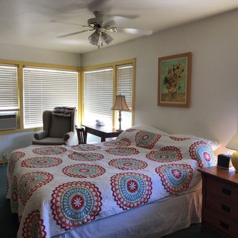 San Anselmo Inn - This was right before we left- we made the bed so it's not a professional job. - Hotels Near Me - San Anselmo, California