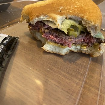 Applebee's Grill + Bar - Ordered med well but is rare - American Near Me - Brooklyn, New York