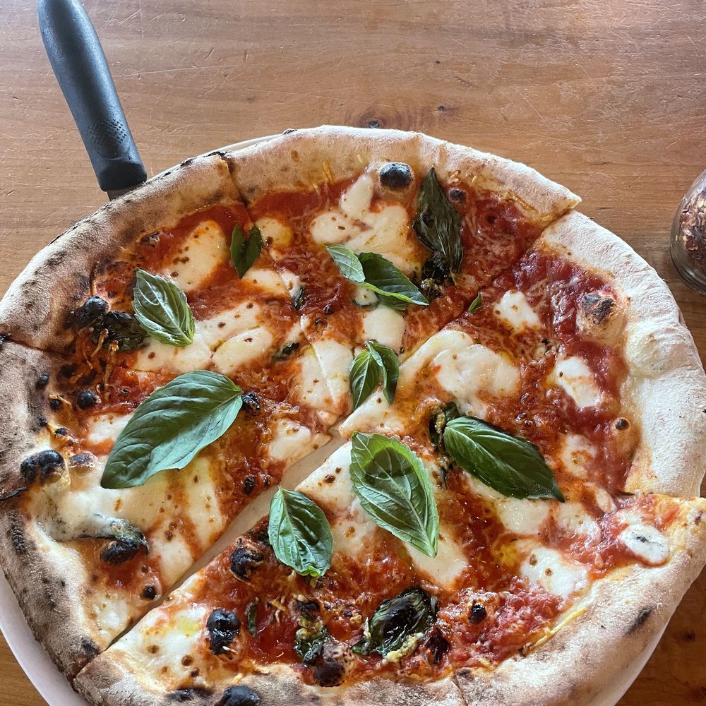 Margherita pizza Margherita pizza