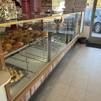 Honey Donuts - Inside - Donuts Near Me - Citrus Heights, California