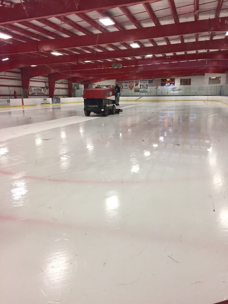 HOWELL ICE WORLD 13 Reviews 269 Squankum Rd, Farmingdale, New