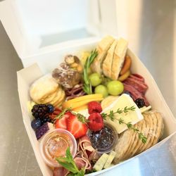 Boundless Boards - Mini Charcuterie Board