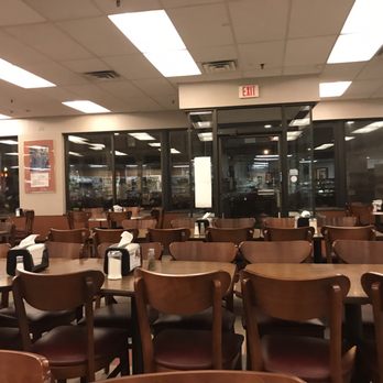 Shapiro's Delicatessen - Inside seating near entrance - Delis Near Me - Indianapolis, Indiana