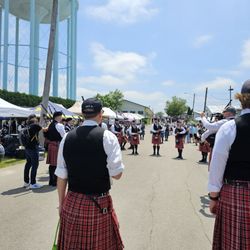 DuPage County Fairgrounds - Pipe band up close