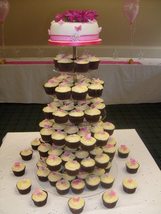 CREATIVE CAKES & IDEAS Warrington Cheshire, Warrington, United