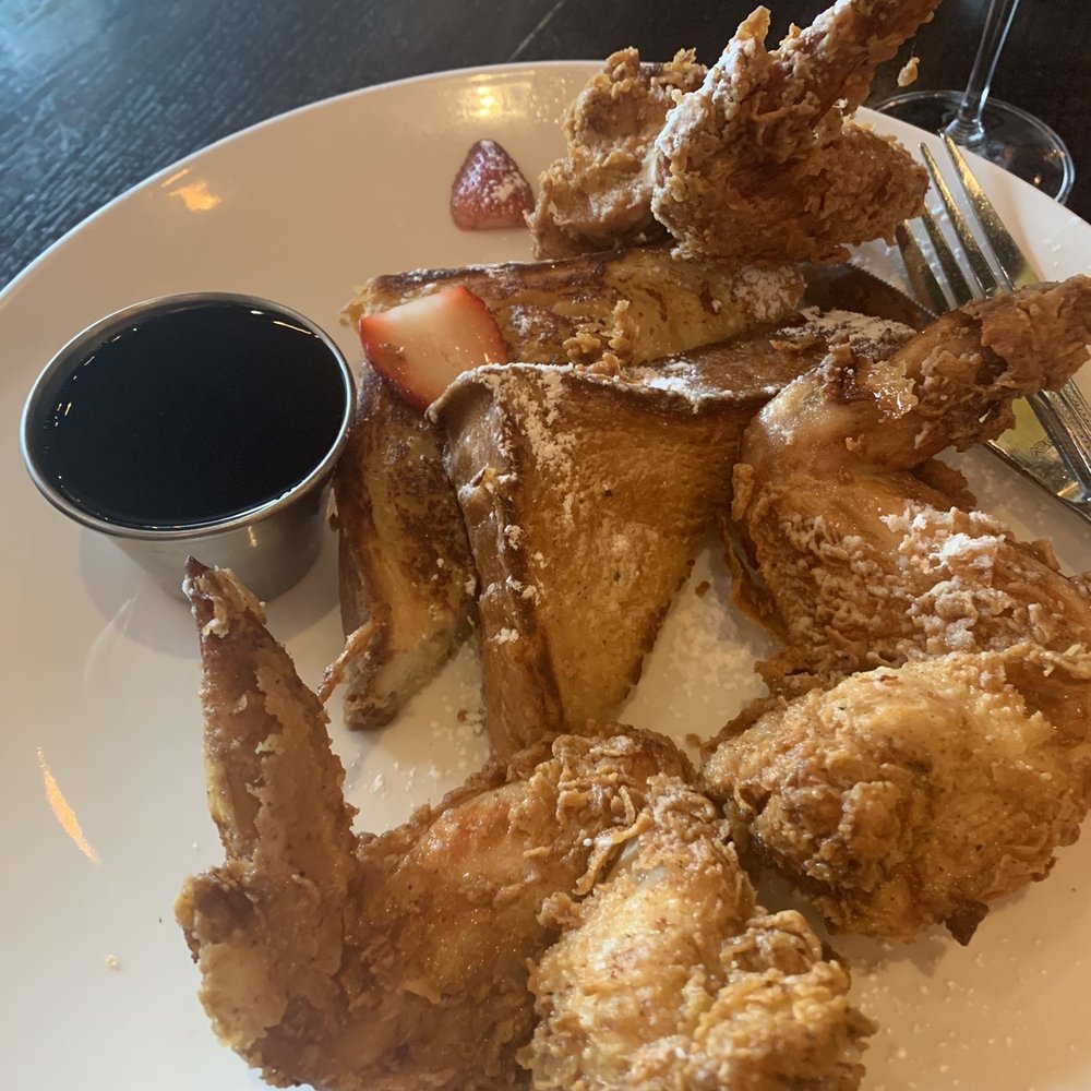 MAX's Wine Dive - Chicken and French toast - Wine Bars Near Me - Houston, Texas MAX's Wine Dive - Chicken and French toast - Wine Bars Near Me - Houston, Texas
