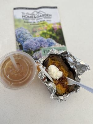 @the Grounds by null