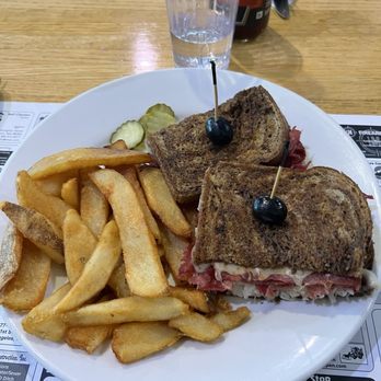 Mariners Cafe - Ruben - Cafes Near Me - Sequim, Washington Mariners Cafe - Ruben - Cafes Near Me - Sequim, Washington