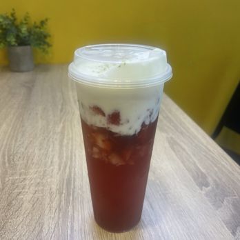 Happy Lemon Carlsbad - B4. Large Strawberry Green Tea with Salted Cheese - Bubble Tea Near Me - Carlsbad, California Happy Lemon Carlsbad - B4. Large Strawberry Green Tea with Salted Cheese - Bubble Tea Near Me - Carlsbad, California