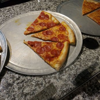 Pagliacci Pizza - Pizza Near Me - Kirkland, Washington