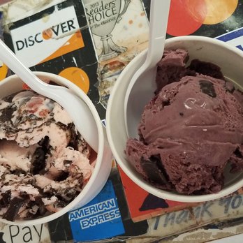 Pat's Main St Ice Cream - Ice Cream & Frozen Yogurt Near Me - Southington, Connecticut Pat's Main St Ice Cream - Ice Cream & Frozen Yogurt Near Me - Southington, Connecticut